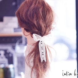 編み込みでさりげなく華やかに♪上品な大人ポニーテール ヘアアレンジ ロングヘア