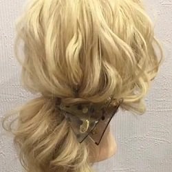 結んでほぐすだけで波ウェーブみたいな仕上がりに♪ロングさんにおすすめのサイドアレンジ ヘアアレンジ ロングヘア