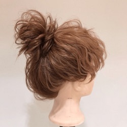 ルーズ感たっぷり!カジュアルなファッションに合うこなれお団子アレンジ☆ ヘアアレンジ ミディアムヘア