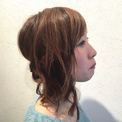 3つの工程で出来ちゃう!フワフワになる華やかなサイド寄せアレンジ☆ ヘアアレンジ ミディアムヘア
