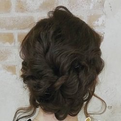 上品でエレガント☆編み込みナシのお呼ばれヘア♪ ヘアアレンジ ロングヘア