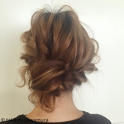 いろんな服装に似合う万能アレンジ☆首元スッキリなカジュアルの清楚ヘアー♪ ヘアアレンジ ロングヘア