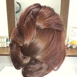 ただのイメチェンじゃつまらない!ひとクセ加えたボブっぽアレンジ ヘアアレンジ ミディアムヘア