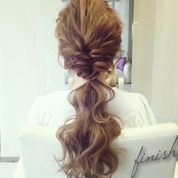 ゆるふわに仕上がるポニテが可愛い☆清潔感溢れるオフィスヘア♪ ヘアアレンジ ロングヘア