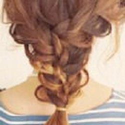 三つ編みで作るボリューミーな編みおろしアレンジ☆ ヘアアレンジ ロングヘア