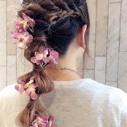 ねじり編みで作る!華やかなフェミニン玉ねぎアレンジ♪ ヘアアレンジ ロングヘア