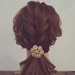 みんなと被らない☆くるりんぱだけでできる簡単ポニーテールアレンジ ヘアアレンジ ロングヘア