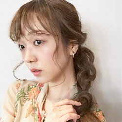ざっくりしたスタイルがオシャレ☆大人の仕上がりになる編み下ろしアレンジ ヘアアレンジ ロングヘア