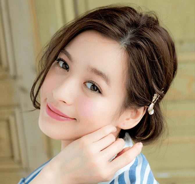 ワンレングスヘアの人にオススメなヘアスタイル