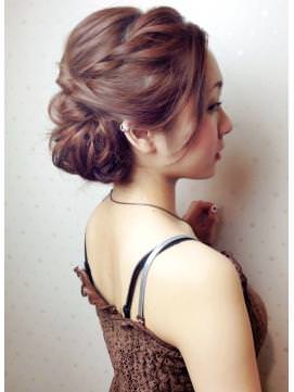 自分で出来るパーティーヘアスタイル