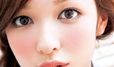 ストロビングメイクに似合うヘアスタイル4_point