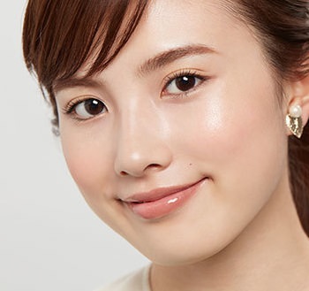 ストロビングメイクに似合うヘアスタイル5_point