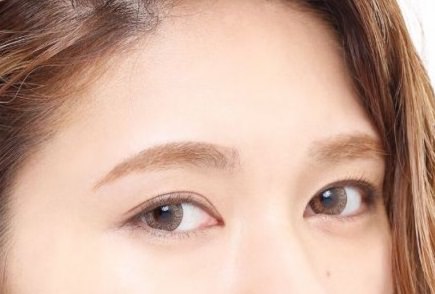 ストロビングメイクに似合うヘアスタイル2_point