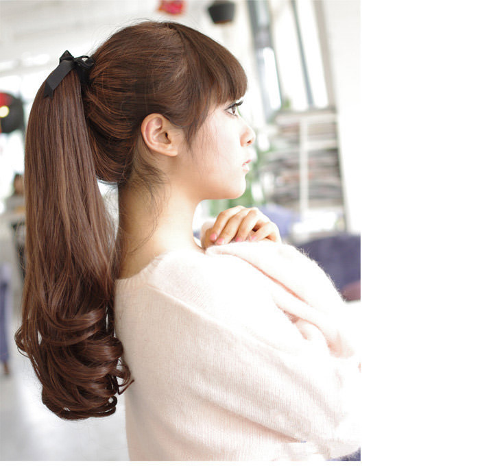 髪の量が多い人におすすめのヘアスタイル2