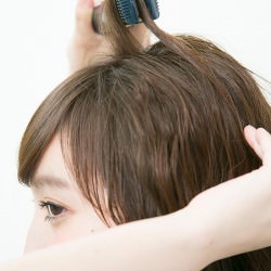 「シンプルなのにおしゃれ」って言われる、ひとつ結び1