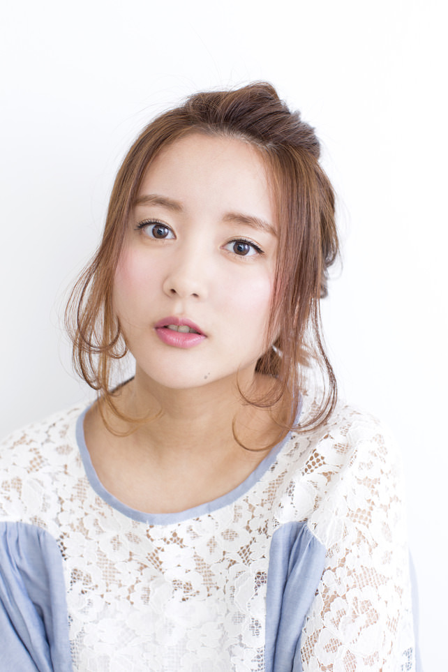 ポンパドールでいつもと違うスタイルに ポンパ特集21選 ヘアスタイル 頭美人