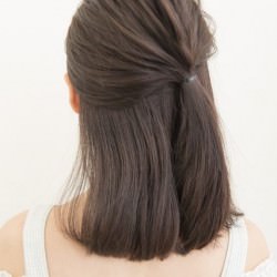 暑さをしのぐ！片寄せヘアアレンジ1