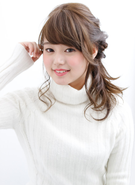 冬のお悩み解決 おすすめセミロングヘアスタイル22選 ヘアスタイル 頭美人