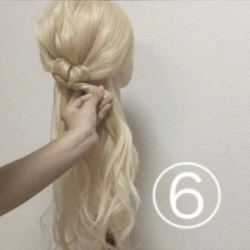 髪を紐と同じように結んで作る！簡単ハーフアップ6