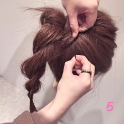 外国人風ヘアアレンジ☆ルーズお団子5