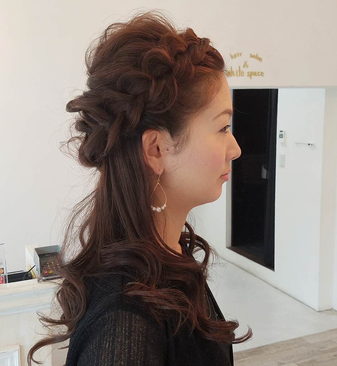 暑い夏☆でこだしに合うヘアスタイル！4