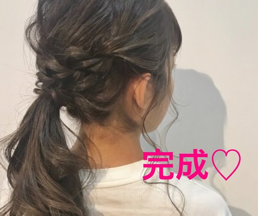 タイツのときにやりたい！色っぽいヘアアレンジ★6ポニーテール