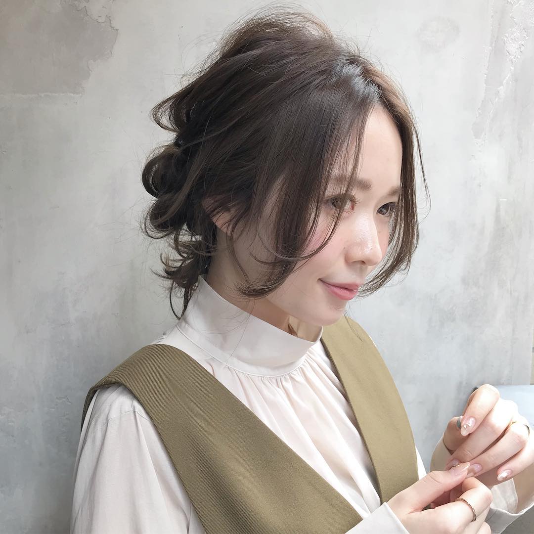 コーラルピンクにサーモンピンク♪春色メイクに似合うヘアアレンジ２