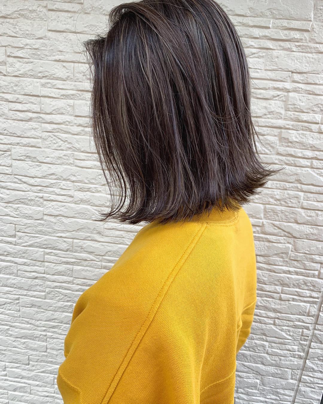 オシャレ女子の大定番 スポーティーアイテムにぴったりのヘアアレンジ ヘアスタイル 頭美人