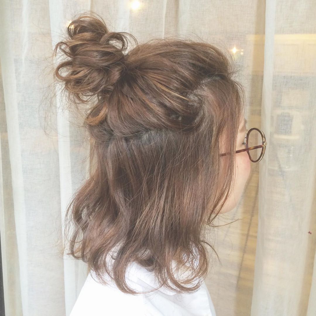 横顔美人になりたい 横顔をきれいに見せるヘアアレンジ ヘアスタイル 頭美人