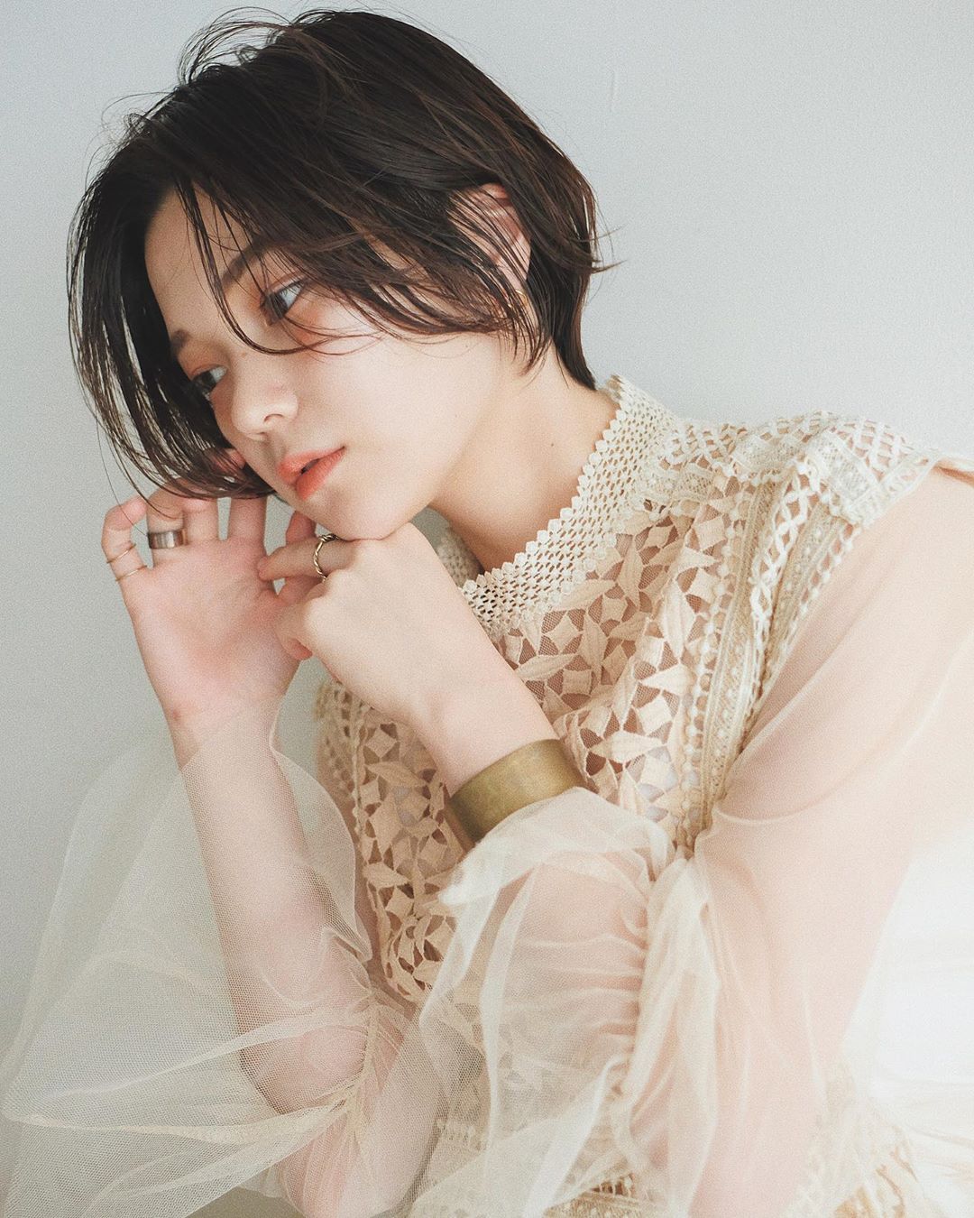 横顔美人になりたい 横顔をきれいに見せるヘアアレンジ ヘアスタイル 頭美人 横顔美人になりたい 横顔をきれいに見せるヘアアレンジ ヘアスタイル 頭美人