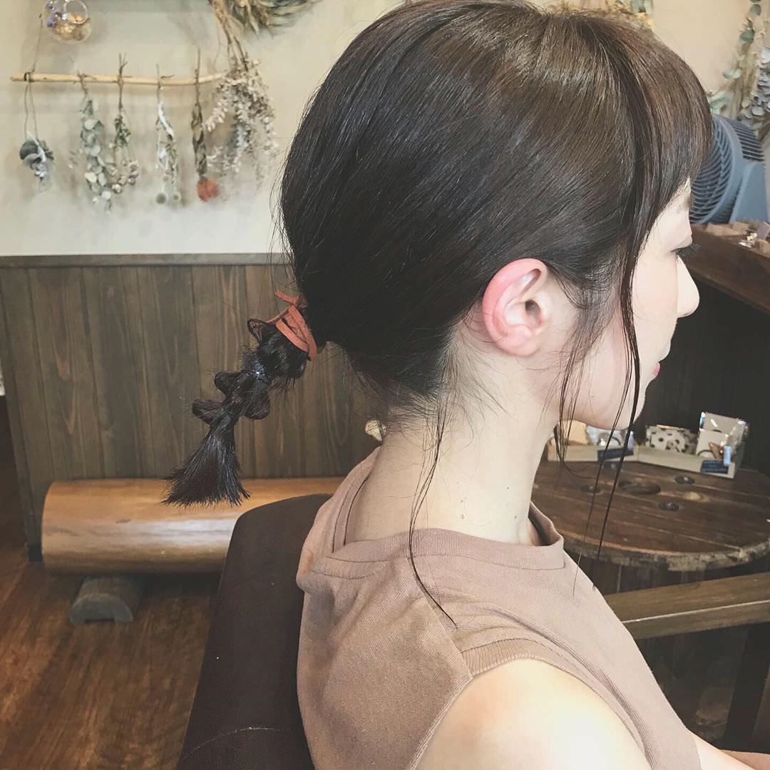 2019年夏のトレンド！サンドカラーのアイテムに合うヘアアレンジ4