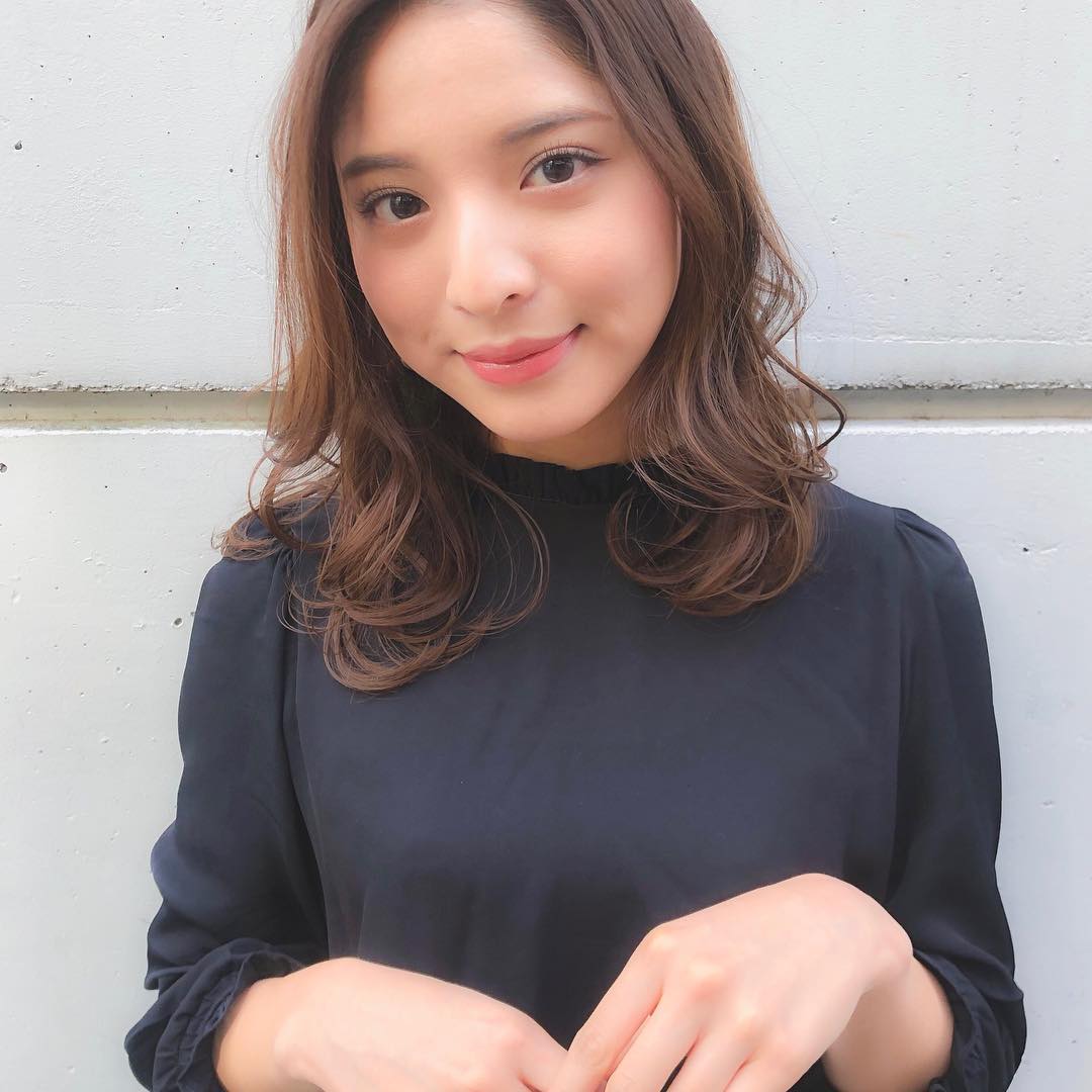 透明感とツヤ感が命！2019年冬のモテメイクにぴったりなヘアアレンジ1