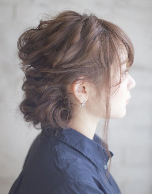 洗練された印象に◎ミニマルファッションに合うヘアアレンジ