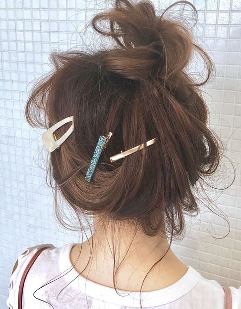 いつものアレンジの幅が広がる！？使うだけでオシャレになるヘアアクセサリー特集☆