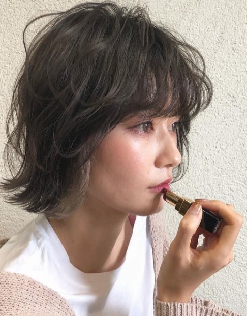 ブルべさんにオススメ♪華やかなピンクリップに合うヘアアレンジ