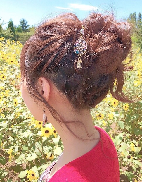 これを見れば間違いなし！夏のひまわり畑でインスタ映えするヘアアレンジ♪