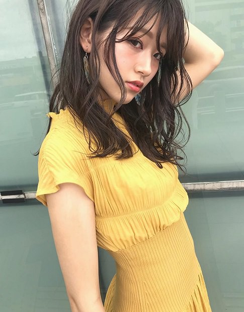 ナチュラルで大人っぽい☆シトラスカラーのアイテムに合うヘアアレンジ♪