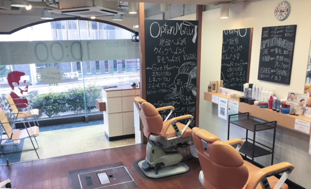 中野メンズ専門美容院(床屋) CHILLCHAIR （チルチェア）の店舗画像