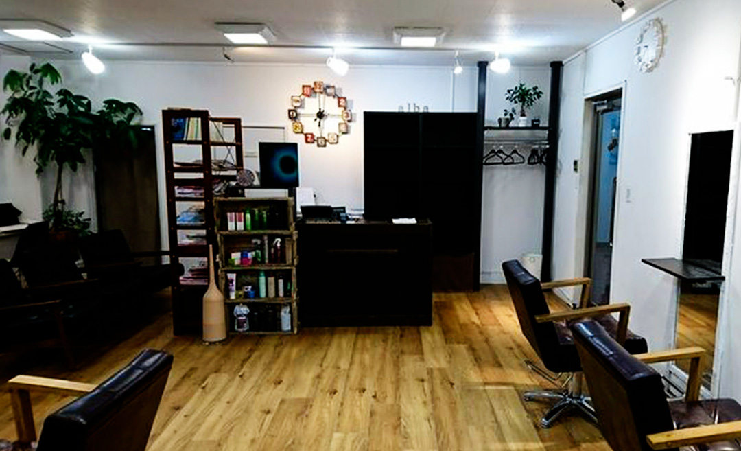 hair atelier alba（ヘアーアトリエアルバ）の店舗画像1