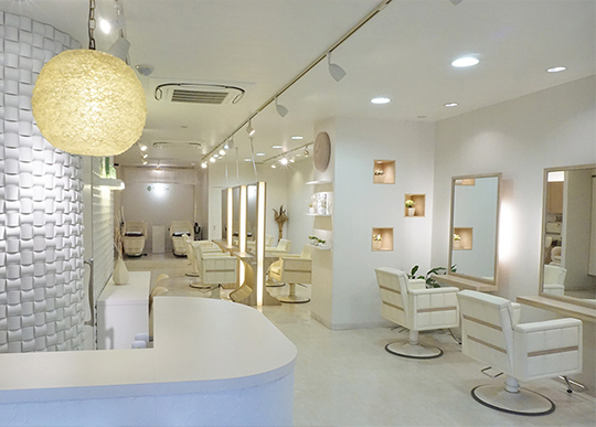 TORCH（トーチ）hair＆head spa 銀座通り本店