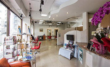 FiX HAIR CLINIC(フィックス ヘアークリニック)の店舗画像
