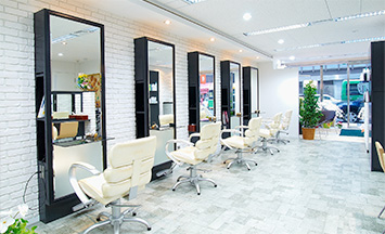 hairmake MIKI （ヘアーメイク ミキ）の店舗画像2
