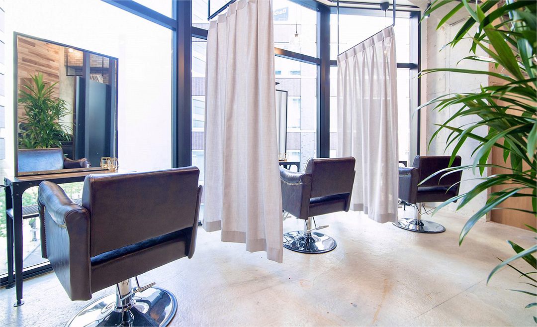 youres hair 恵比寿本店(ユアーズ ヘア エビスホンテン)の店舗画像