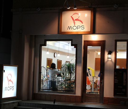 MOPS（モップス）R店