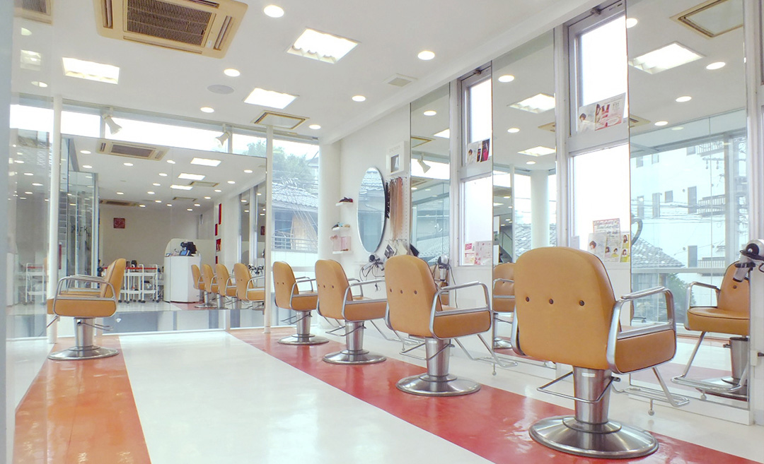 Spark HAIR＆FACE（スパークヘアアンドフェイス）の店舗画像